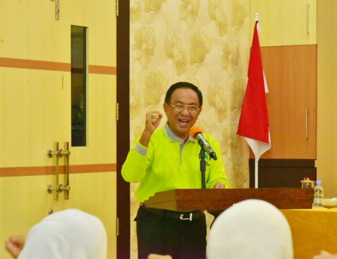 
 Pentingnya Kesehatan Tulang, Bupati HM.Wardan Canangkan Gerakan Indragiri Hilir Melawan Osteoporosis