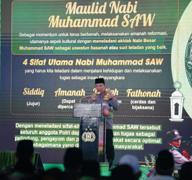 
 Peringati Maulid Nabi Muhammad SAW, Kapolri: Sinergitas Elemen Bangsa Wujudkan Persatuan