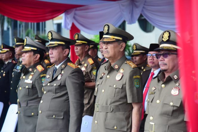 
 Wabup Inhil SU Ikuti HUT Ke-73 Satpol PP dan HUT Satlinmas di Kantor Gubernur Riau