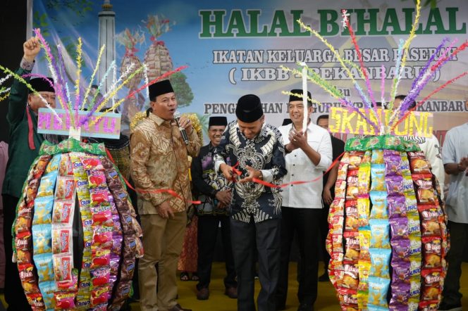 
 Hadiri Halal Bi Halal IKBB, Bupati Suhardiman: Jadikan Organisasi Ini Sarana Menjalin Silaturahmi di Perantauan