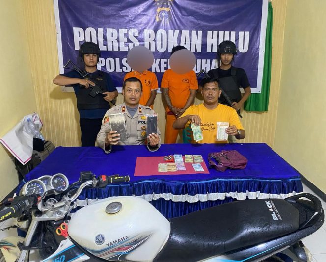 
 Tiga Pria Diciduk Personil Polsek Kepenuhan Dalam Kasus Curat Dan Sabu