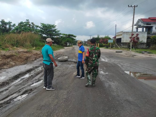 
 Jalan Nasional Di Petai Rusak Parah, Kades Petai Minta PUPR Segera Bertindak