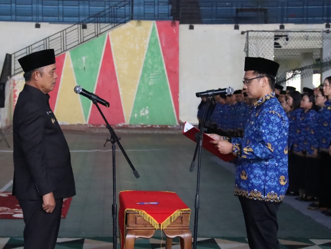 
 Pj Bupati Herman Lantik Dan Serahkan SK 1.470 Orang PPPK Kabupaten Indragiri Hilir Tahun Formasi 2023