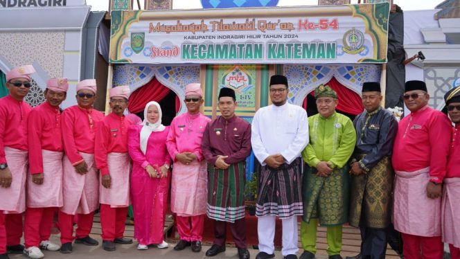 
 Pj Bupati dan Pj Ketua TP PKK Inhil Resmi Buka Bazaar MTQ ke-54 Inhil di Kecamatan Enok