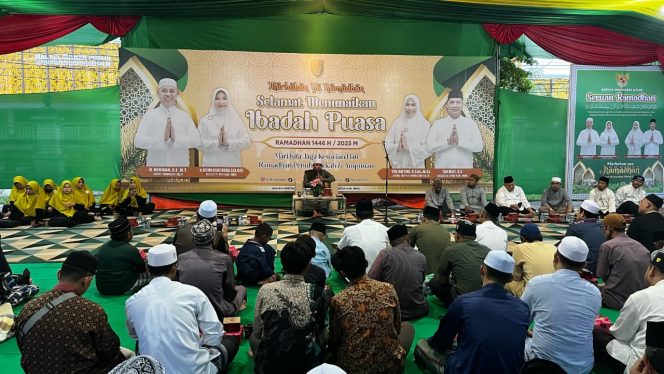 
 Buka Puasa Bersama di Kediaman Bupati Inhil, Ajang Silaturahmi dan Penguatan Nilai Keagamaan