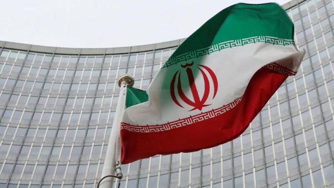 
 Keputusan parlemen Iran untuk menangguhkan kerja sama dengan IAEA adalah respons langsung terhadap kegagalan komunitas internasional mengutuk serangan Israel dan AS. Foto: (REUTERS/Leonhard Foeger)