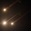 Rudal yang diluncurkan dari Iran dicegat, seperti yang terlihat dari kota Ashkelon, Israel, 13 Juni 2025. (REUTERS/Amir Cohen)